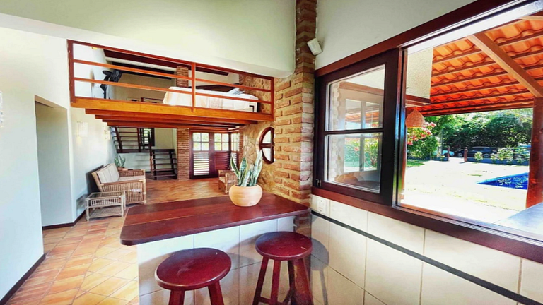 Casa com Piscina no PipaNatureza by Qavi