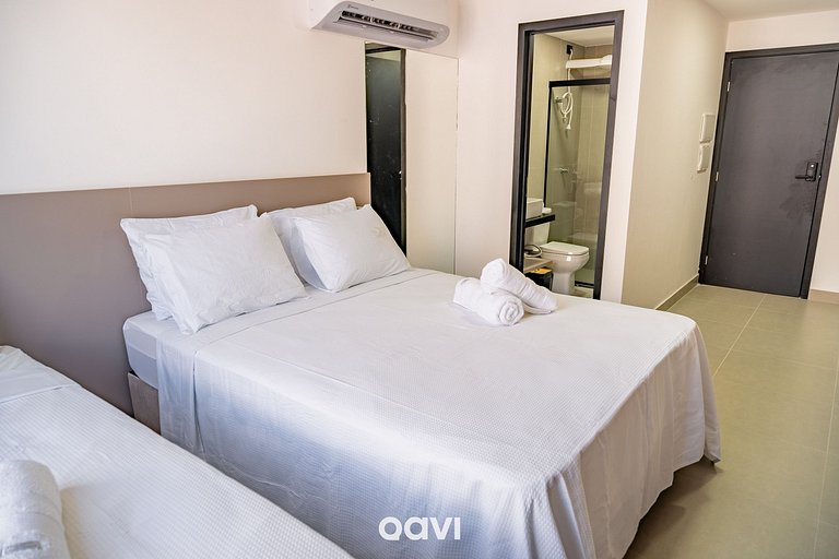 Studio Superior Emunah Ponta de Campina by Qavi