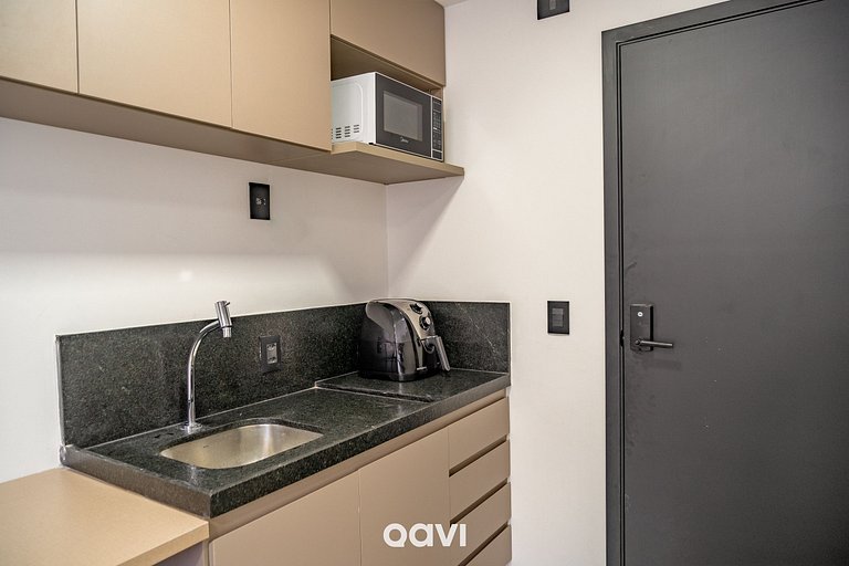 Studio Superior Emunah Ponta de Campina by Qavi