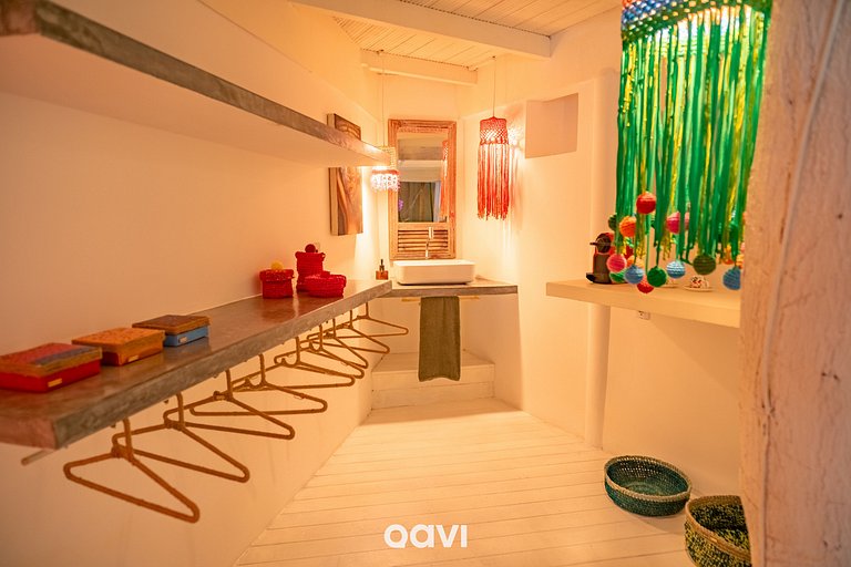 Vila Uxua Pipa by Qavi Collection