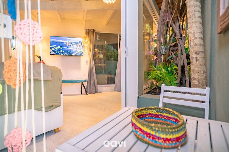 Vila Uxua Pipa by Qavi Collection