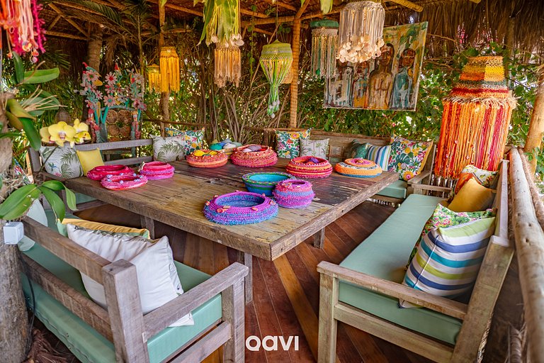 Vila Uxua Pipa by Qavi Collection