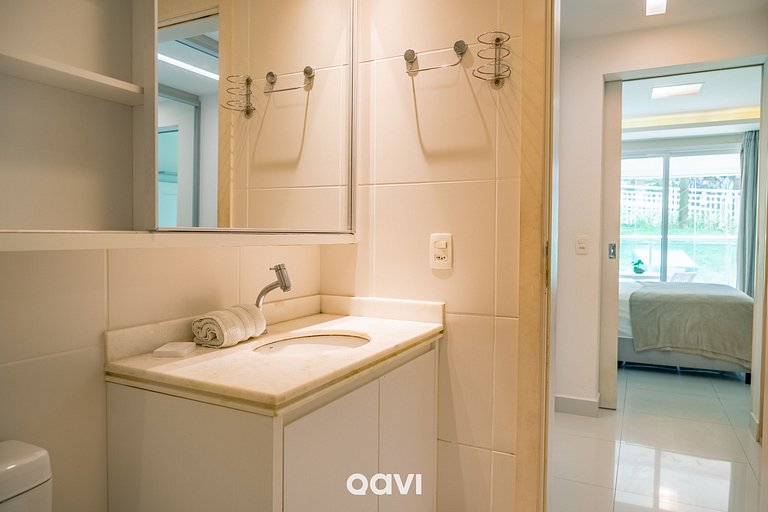 In Mare Bali Flat Premium Maui by Qavi