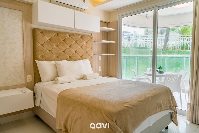 In Mare Bali Flat Premium Maui by Qavi