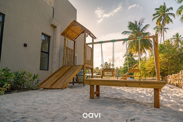 Casa Lages beira-mar na Praia do Patacho by QAVI