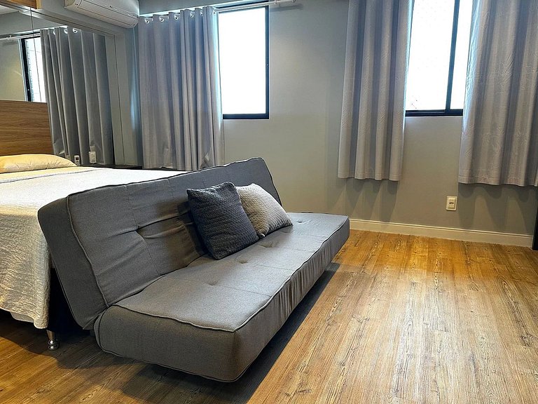 Studio no Edifício Time em Maceió by Qavi