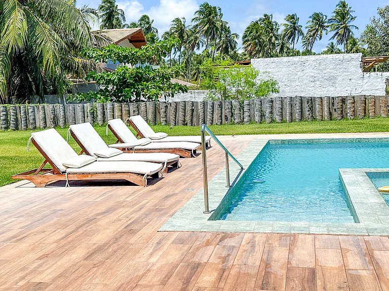 Casa Lages Beira Mar na Praia do Patacho by Qavi