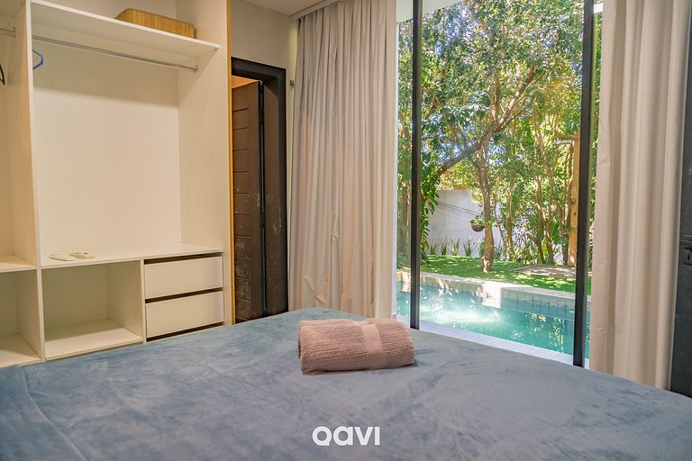 Casa com Piscina Privativa no Condomínio Maxlife10 - By Qavi