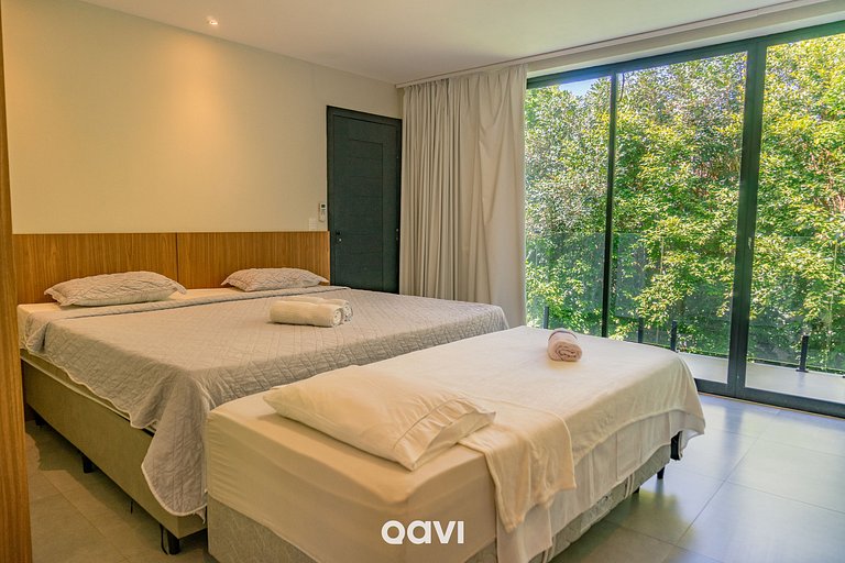 Casa com Piscina Privativa no Condomínio Maxlife10 - By Qavi