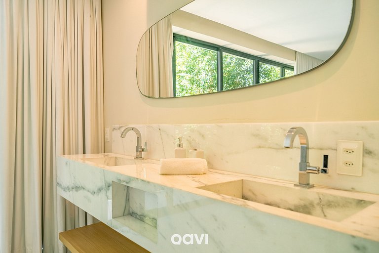 Casa com Piscina Privativa em condomínio Maxlife11 - By Qavi