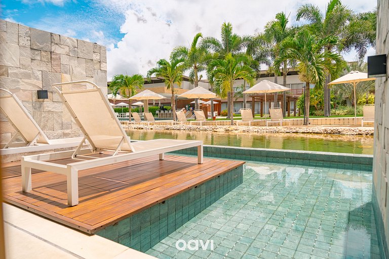 Quarto Deck Molhado Frente Piscina