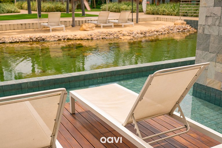 Quarto Deck Molhado Frente Piscina