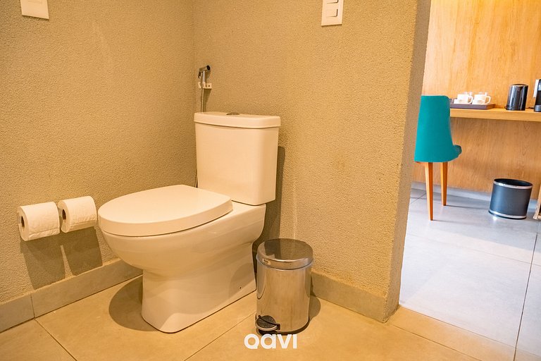 Quarto Deck Molhado Frente Piscina