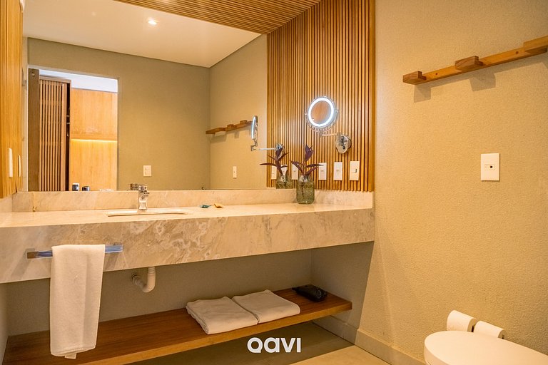 Quarto Deck Molhado Frente Piscina