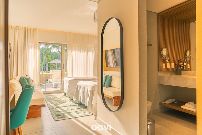 Quarto Deck Molhado Frente Piscina