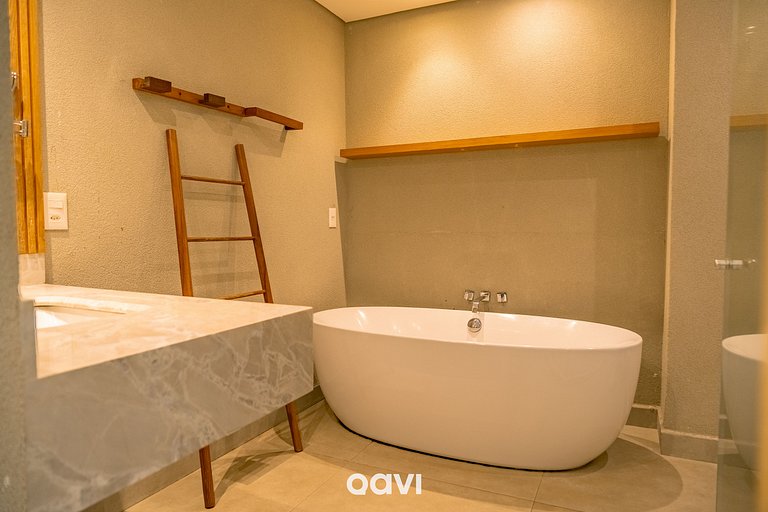 Quarto Superior com Banheira