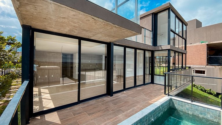 Casa com 4 suítes em condomínio de luxo - Bananeiras