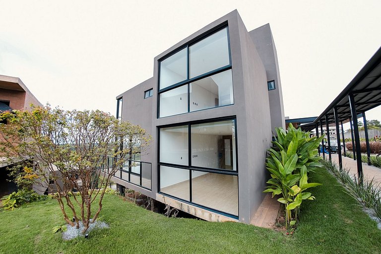 Casa com 4 suítes em condomínio de luxo - Bananeiras