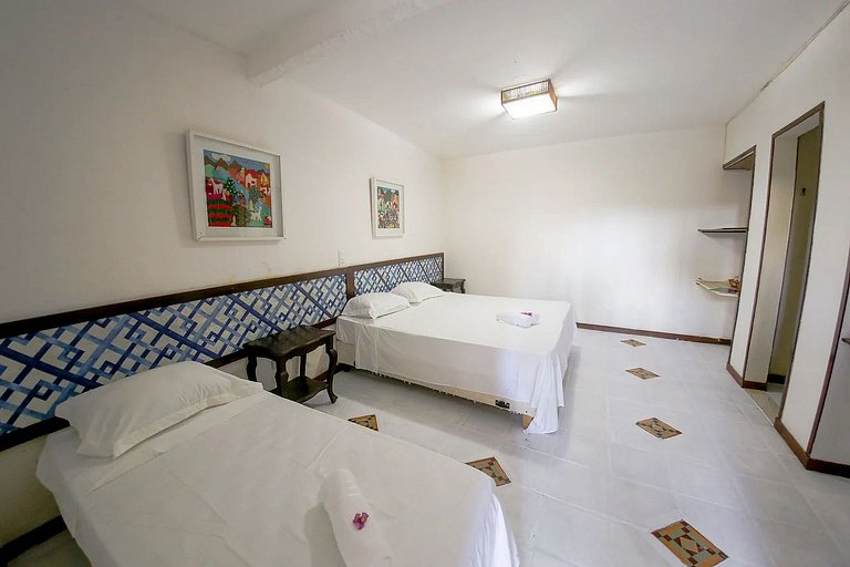 Suíte Quádruplo Superior Almarina Pipa by QAVI