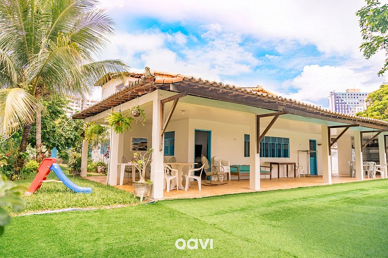 Casa com Piscina e Churrasqueira Cotovelo by Qavi