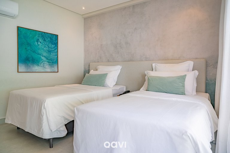 Quarto Superior Frente Piscina