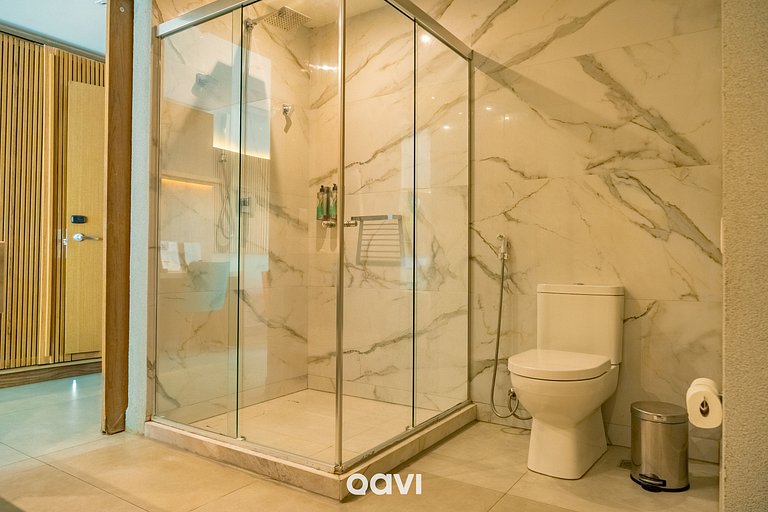Quarto Superior Frente Piscina