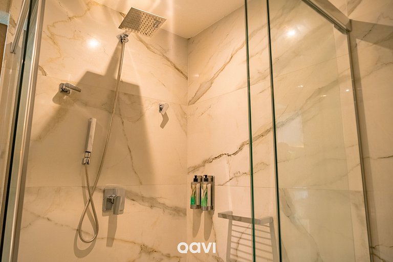 Quarto Superior Frente Piscina