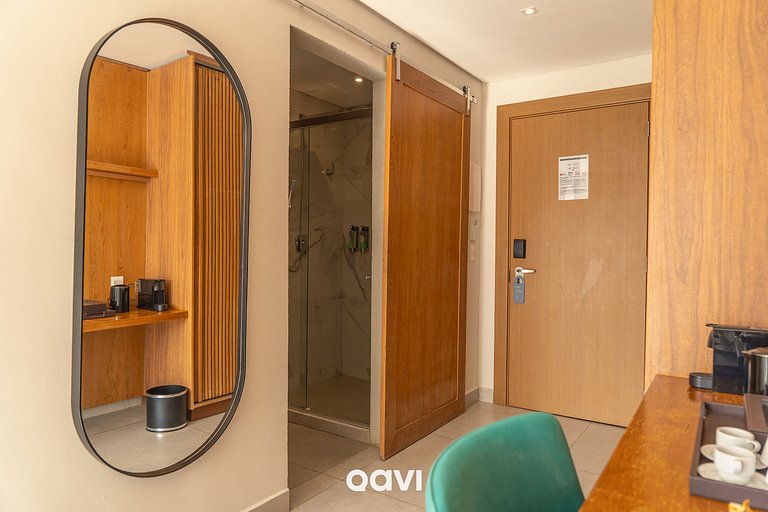Quarto Superior Frente Piscina