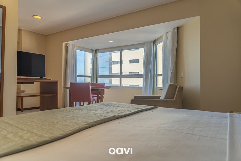 Flat com Vista Parcial Mar em Petrópolis by QAVI
